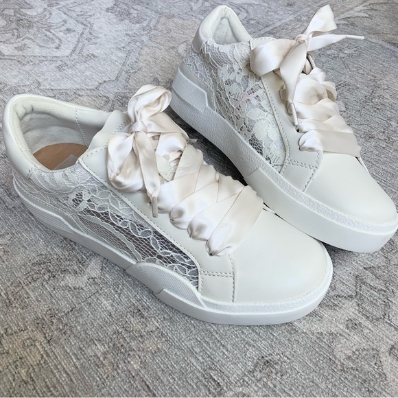 DV by Dolce Vita Shoes - Dolce Vita Harryson Ivory Lace Sneakers Ribbon Lace Up NEW WITHOUT TAGS Size 7.5